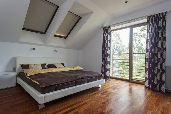 Komfortowa sypialnia na poddaszu z suchą zabudową Knauf
